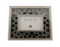 FRAME SILVER GRADUATE (holds 4x6 inch photo)